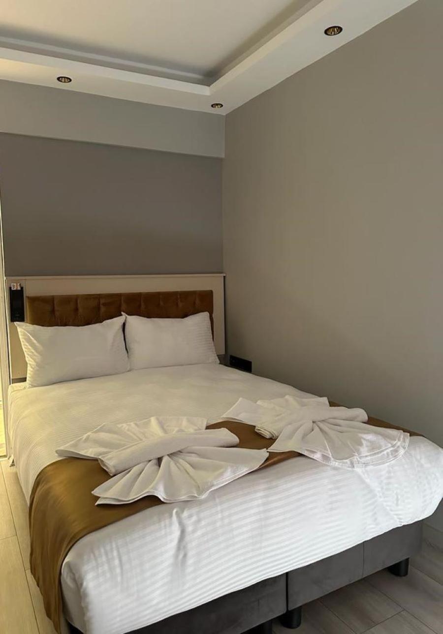 Sareban Hotel Istanboel Buitenkant foto